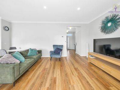 24 Vanguard Crescent, Point Cook