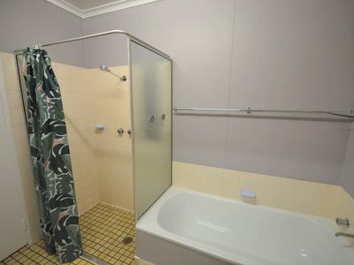 25 Giles Avenue, Newman