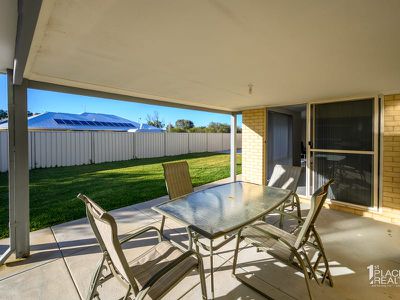 31 Wells Rd, Pinjarra