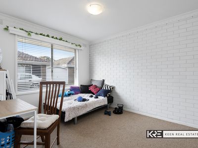 2 / 7 Colin Avenue, Frankston