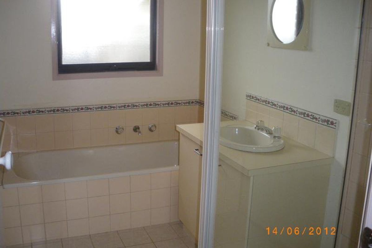 5 / 11 Club Court, Mansfield