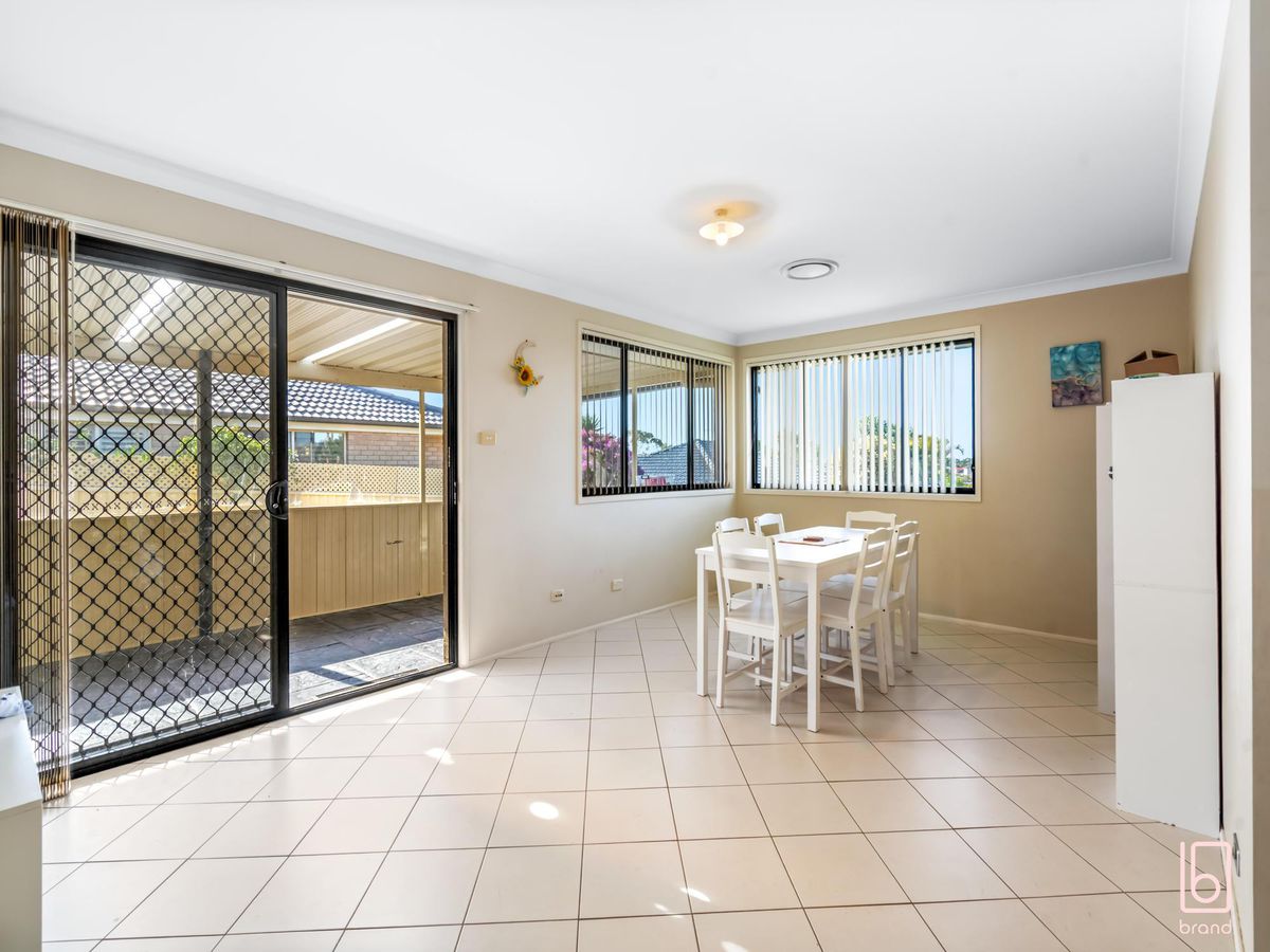 32 Greenhaven Circuit, Woongarrah