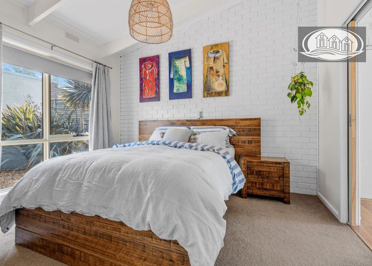 5-7 MacLeod Street, Portland