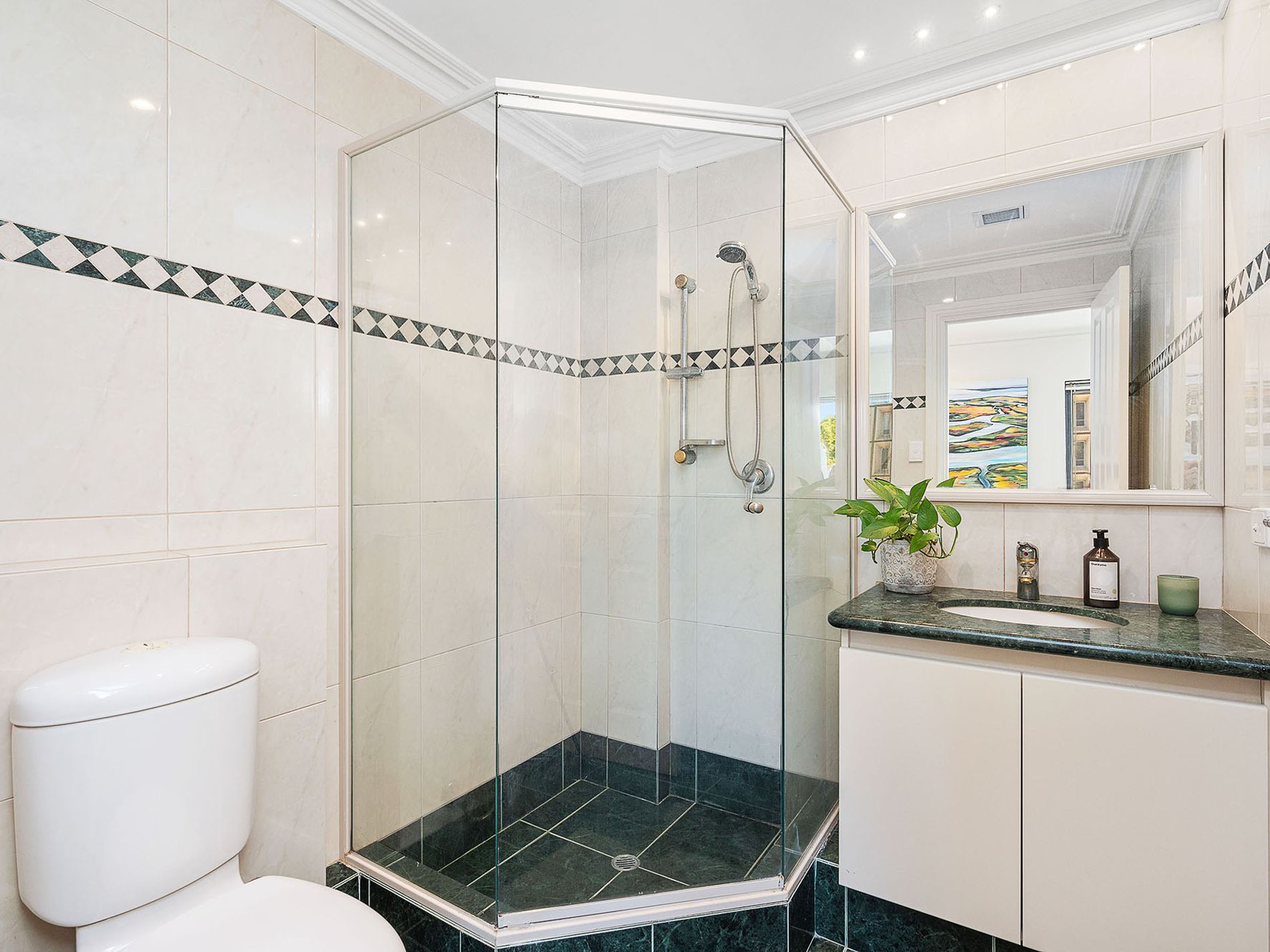 401 / 2 St Georges Terrace, Perth