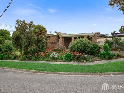 30 Outlook Drive, Dandenong North