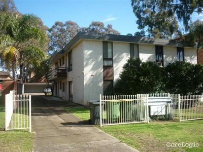 2 / 27 First Street, Kingswood