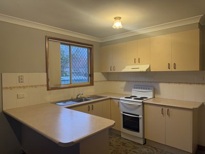 4 / 44 Underwood Street, Forbes