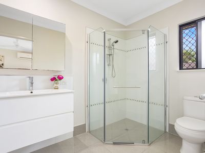 25 Brockman Way, Smithfield