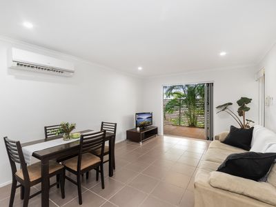 4 / 13 McKinley Street, North Ward