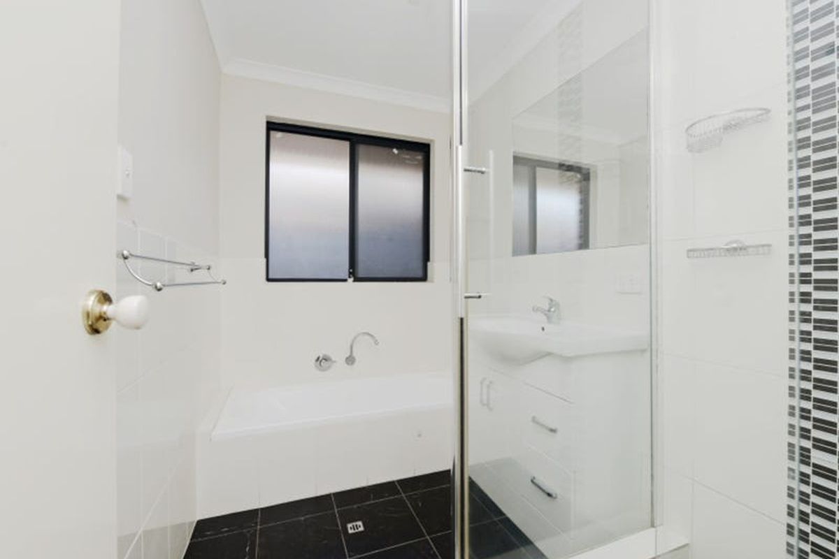 7 Jamaica Crossing, Langford