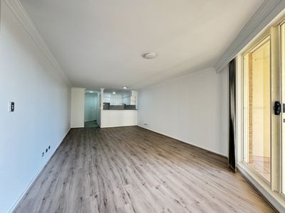 207 / 8 WENTWORTH DRIVE, Liberty Grove