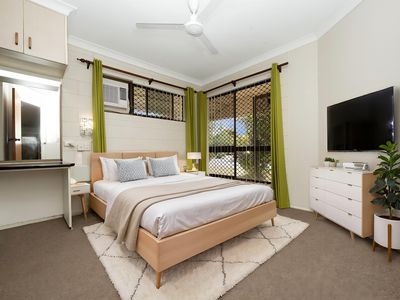 24 Honeysuckle Drive, Annandale