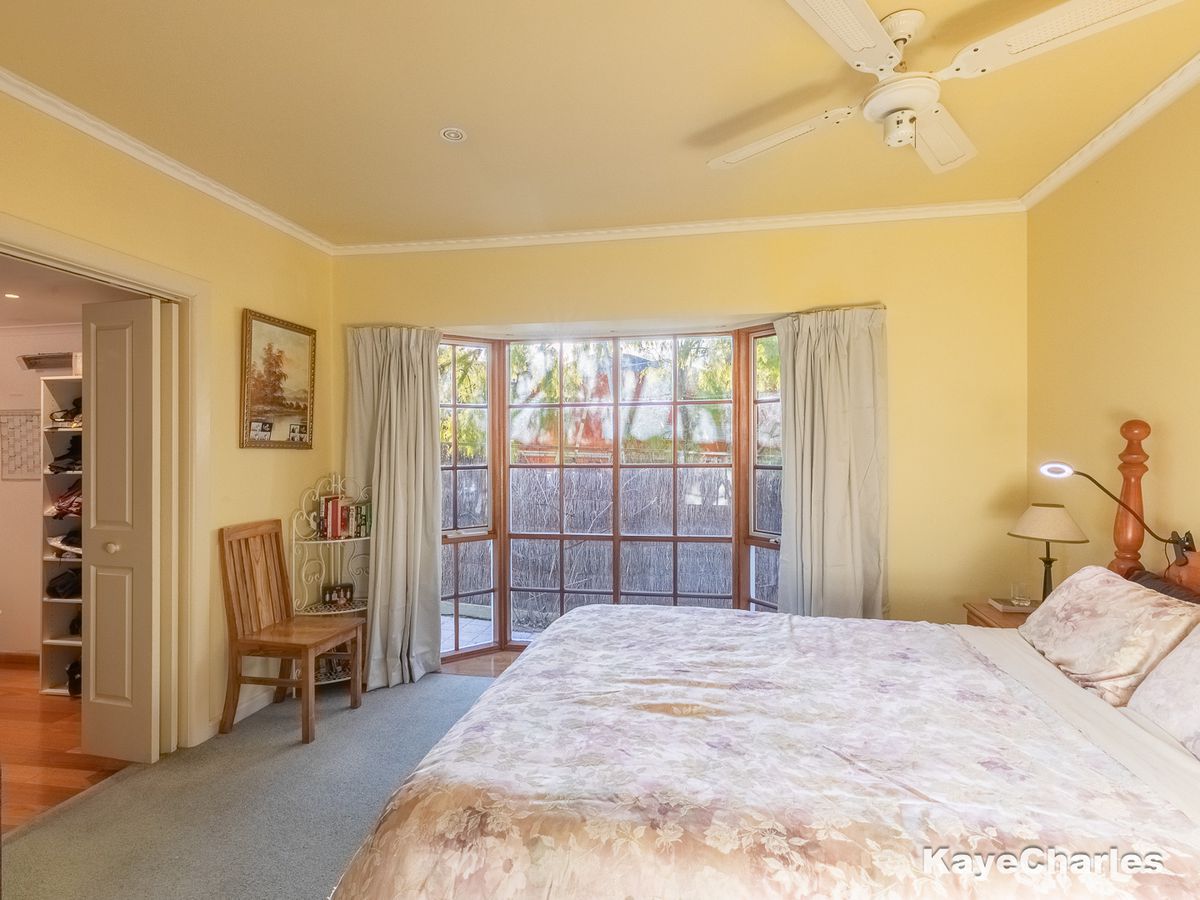 15 Burton Road, Beaconsfield Upper