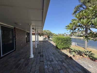 54 Markeri Street, Mermaid Waters