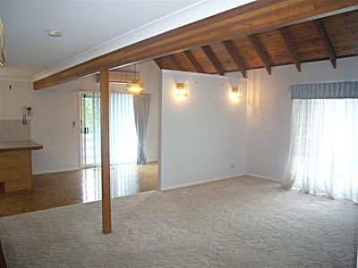 2 / 5 Further Street, Rochedale South