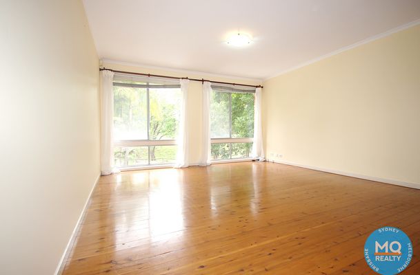 55 Edison Parade, Winston Hills