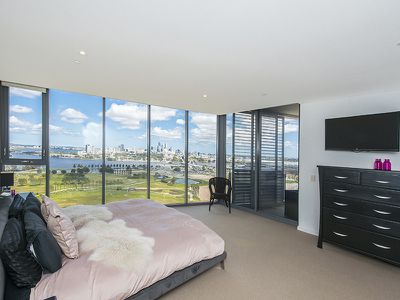 1905 / 96 Bow River, Burswood