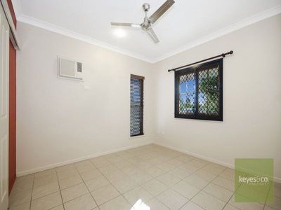 84 Estuary Parade, Douglas