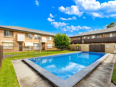 2 / 10 Hallett Avenue, Tranmere