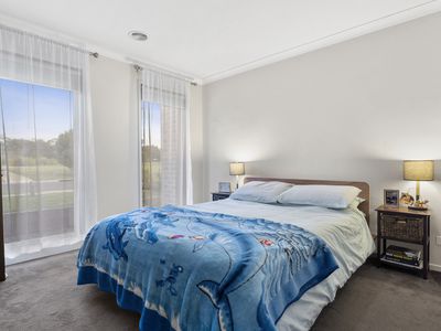 69 Village Green Drive, Leopold