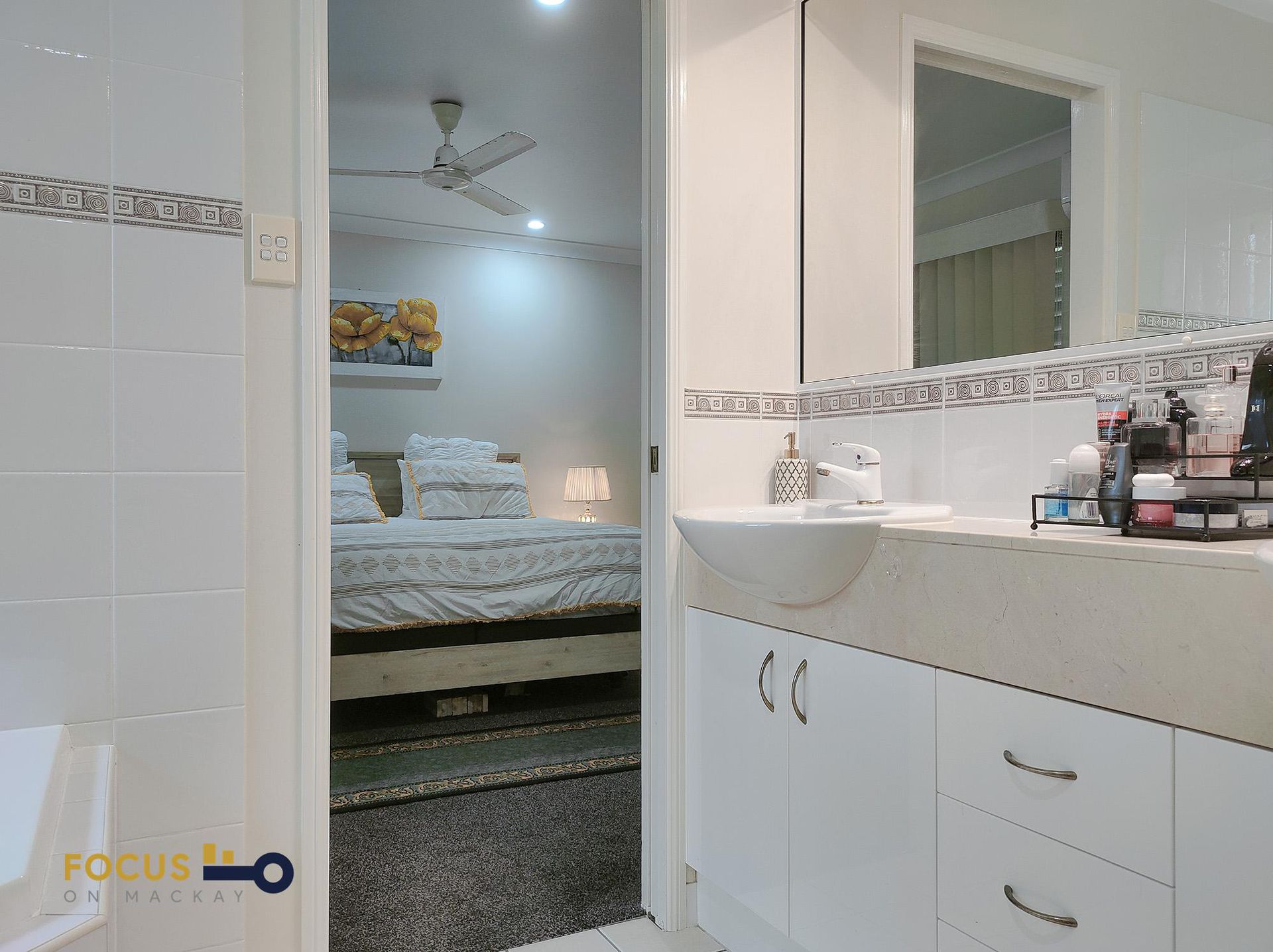 28 / 4 Bourke Street, Blacks Beach