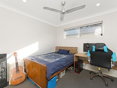 15 Tindale Place, Coomera