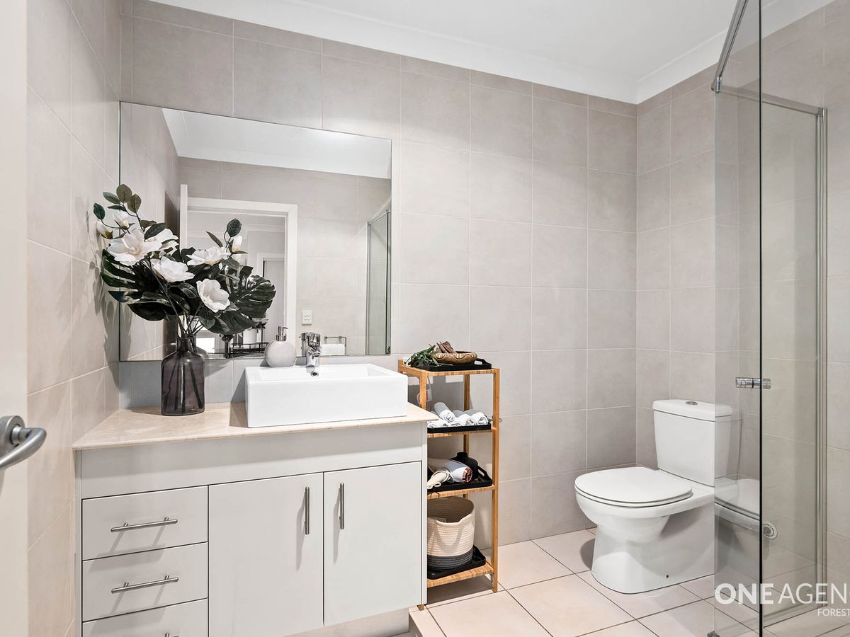 14 Seanna Place, Brookwater