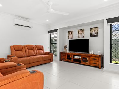 4  Horseshoe Court, Clifton Beach