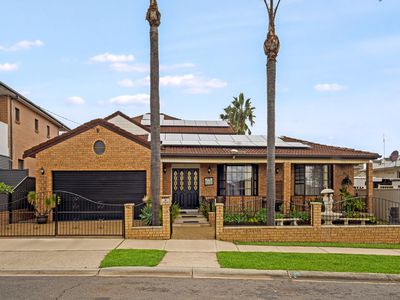 76 Rosebery Road, Guildford