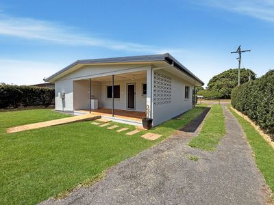 11 WATTLE STREET, Walkamin