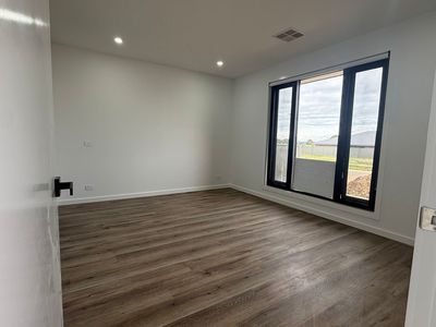 4 Eyckens Road, Lucas