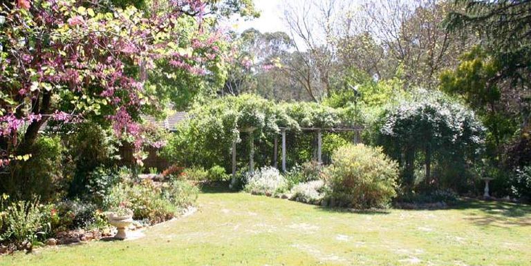 151 Anderson Street Crn Creek Drive, Euroa
