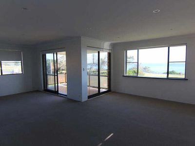 3   100 Head Street, Forster
