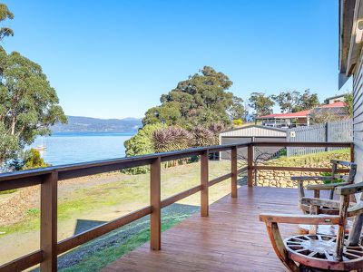 17 Chuter Street, Deep Bay