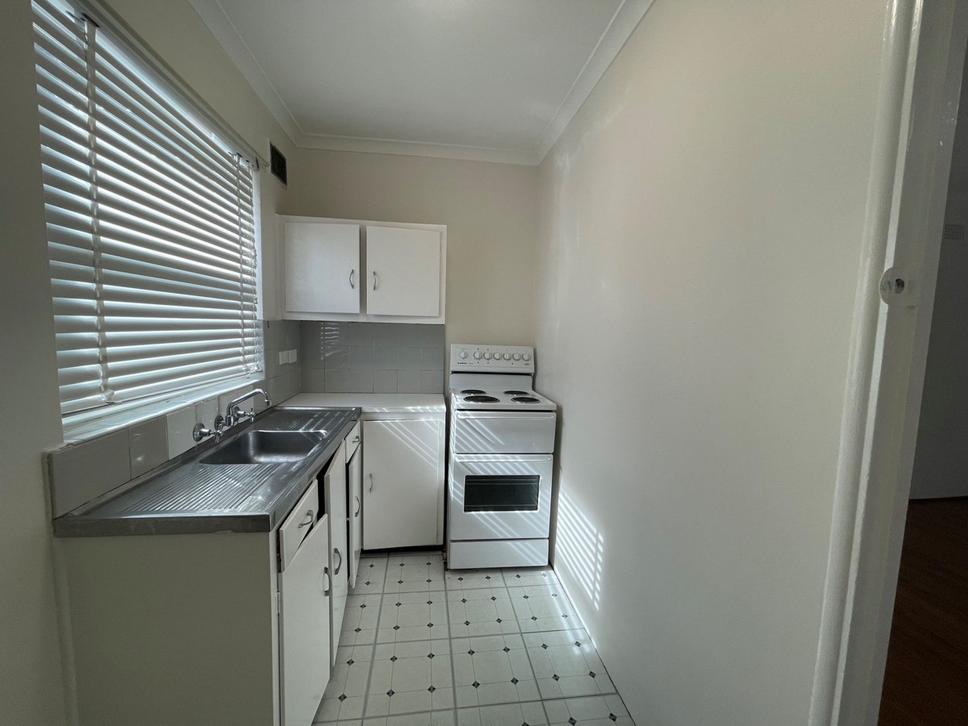 1 / 150 Wells Street, Newtown