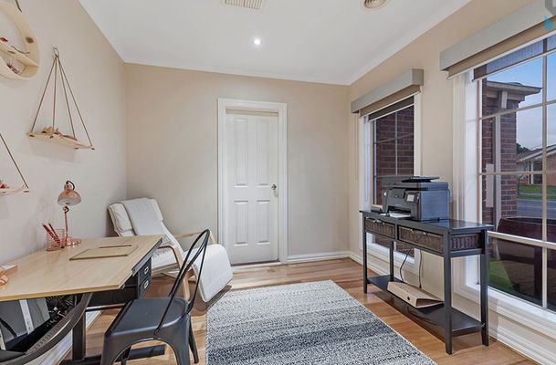 83 Sandover Drive, Roxburgh Park