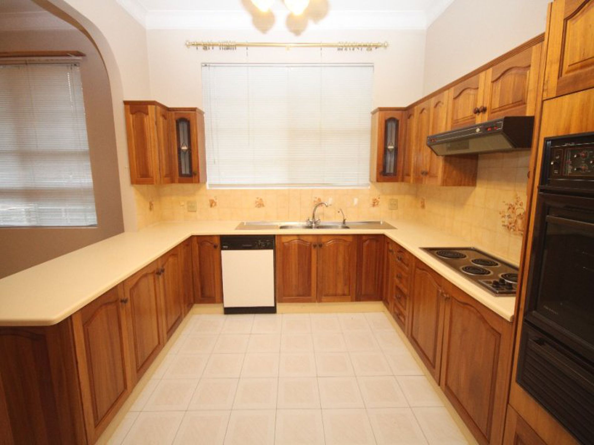 37 Cecilia STREET, Belmore