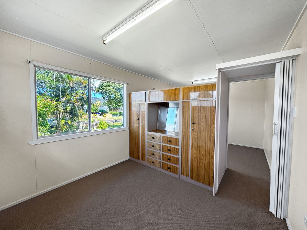 6 CANOPUS CIRCUIT, Atherton
