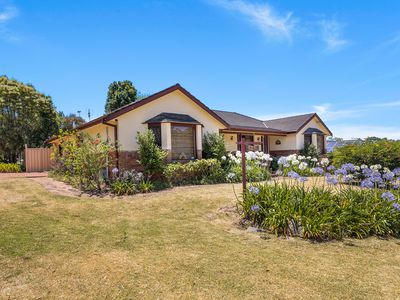 11 Uranna Avenue, North Nowra
