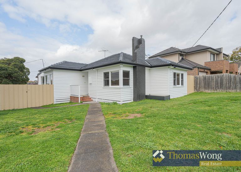2 Leumear Street, Oakleigh East