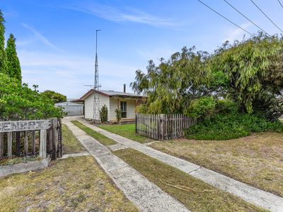 7 GEORGE STREET, Southend