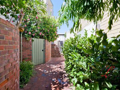 7 / 156 Broome Street, Cottesloe