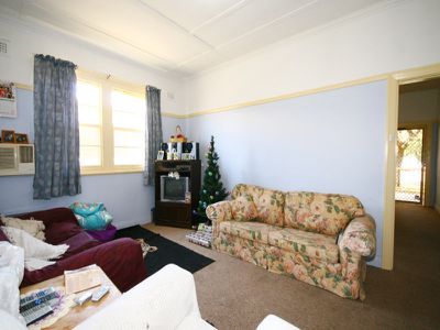 42 HENRY STREET, Gunnedah