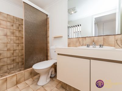 12 Mercer Road, Riverton