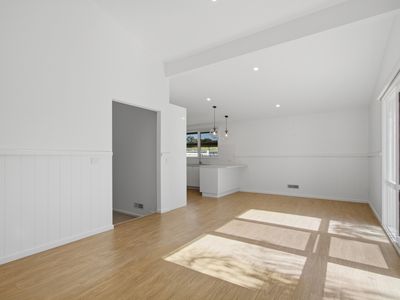 6 Bridget Court, Sale