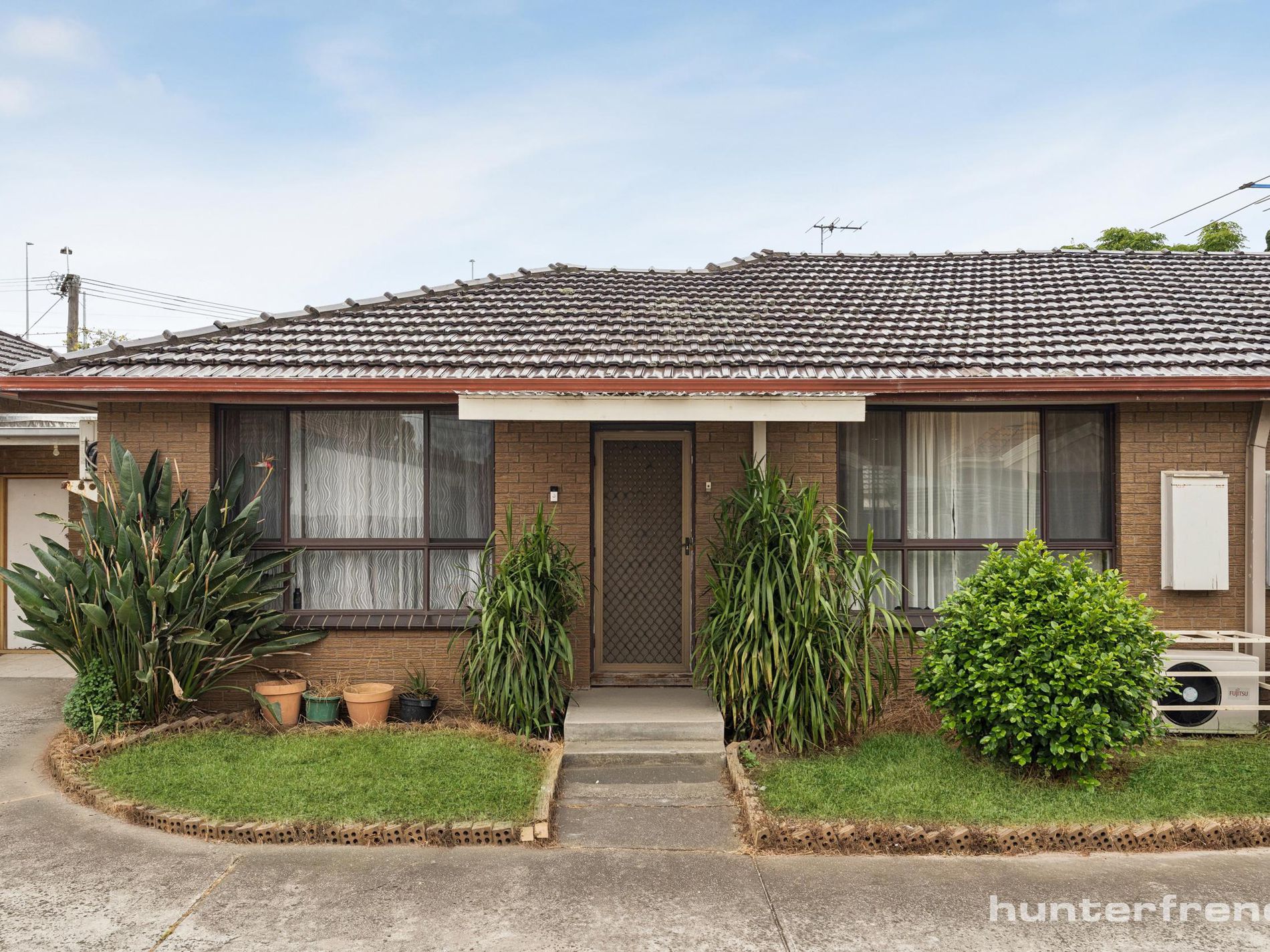 2/93 Millers Road, Altona North