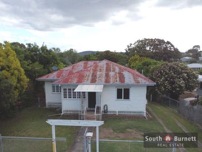 15 STEPHENS STREET EAST, Murgon