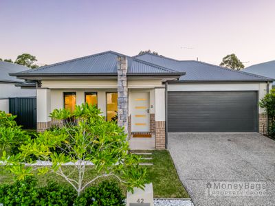 42 Cooper Crescent, Jimboomba