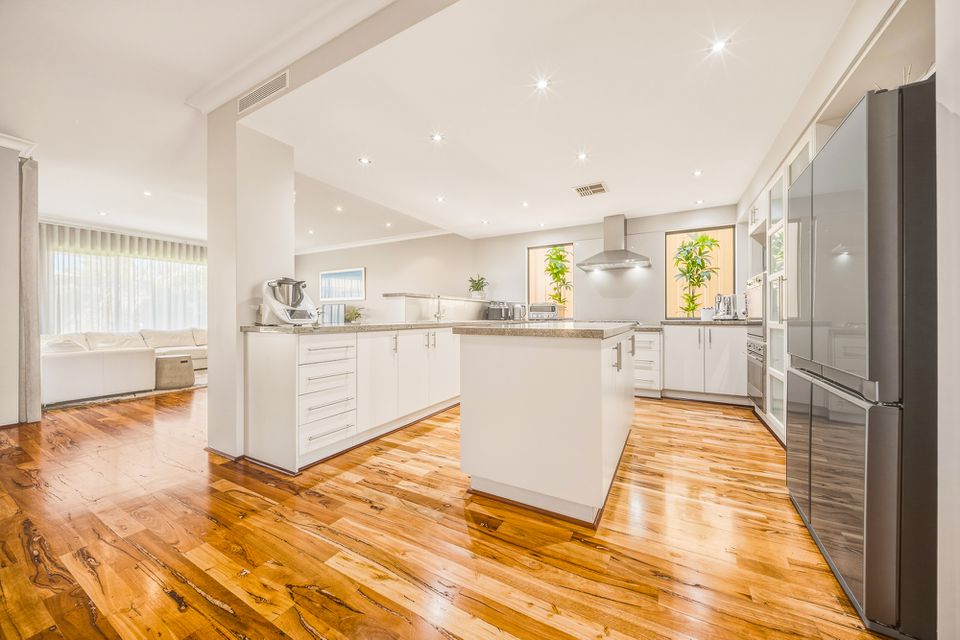 7 Turtles Bend, Secret Harbour