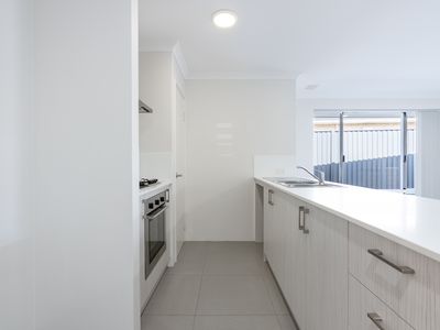 16D Vickers Road, Baldivis